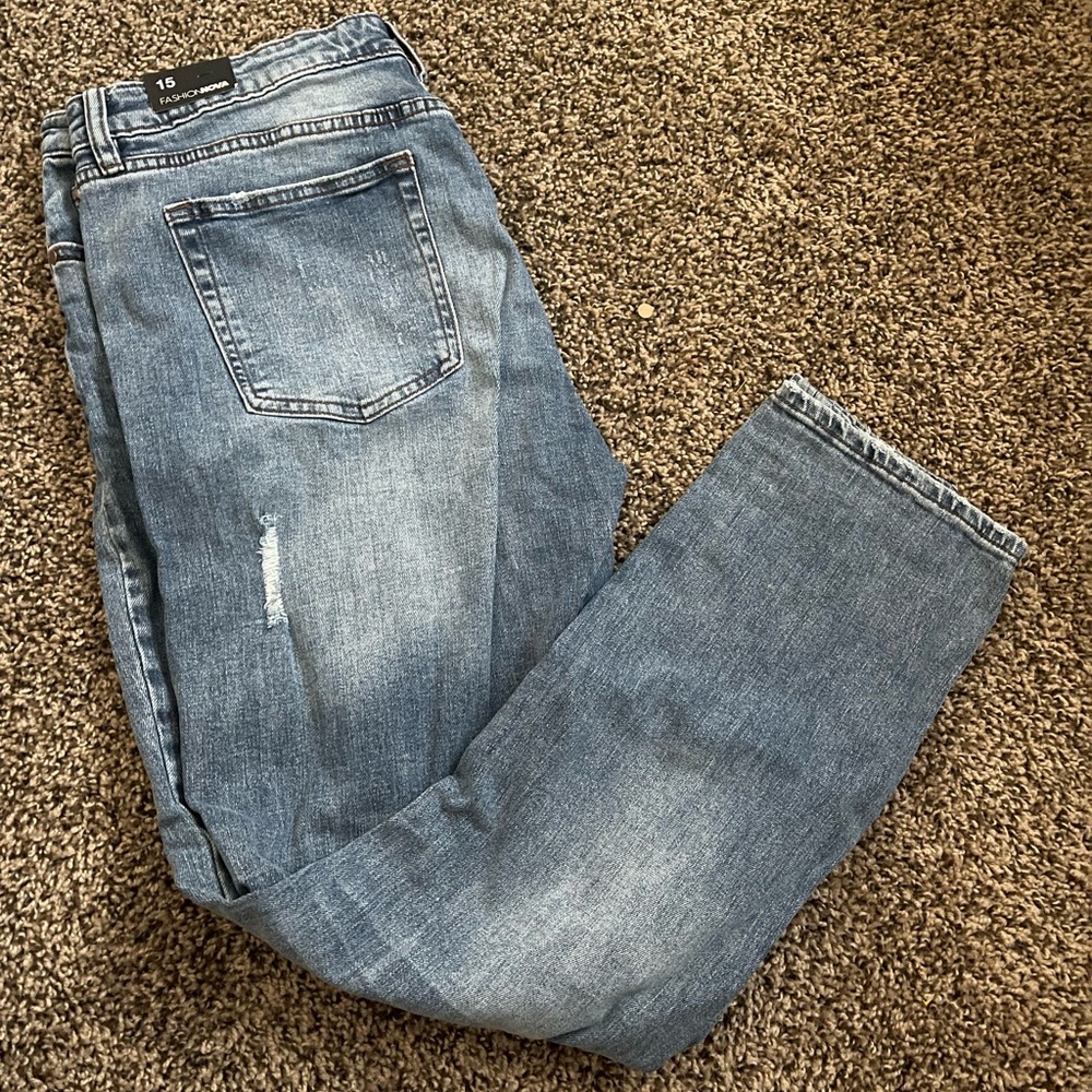 MOM jeans. New !